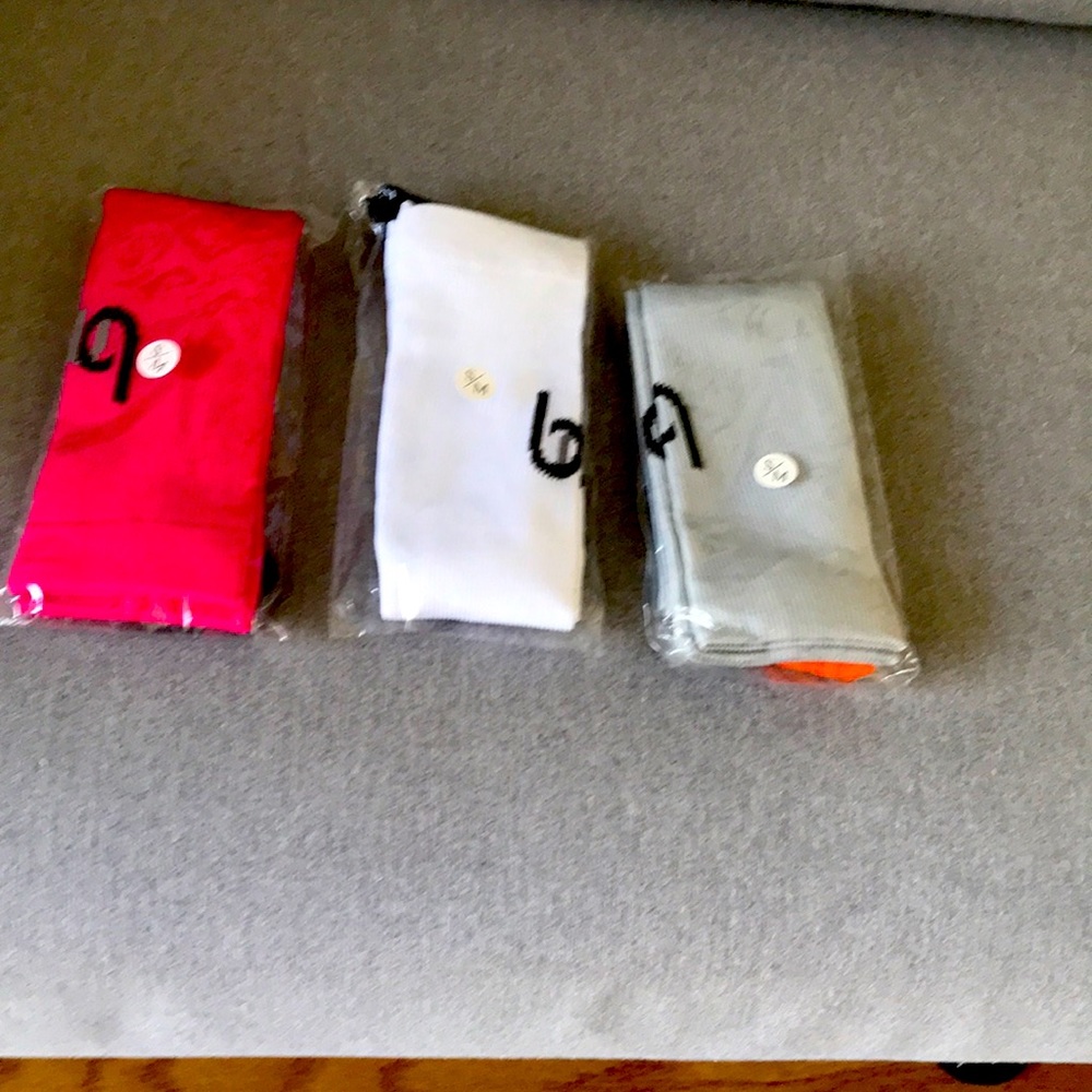 Knee length compression socks